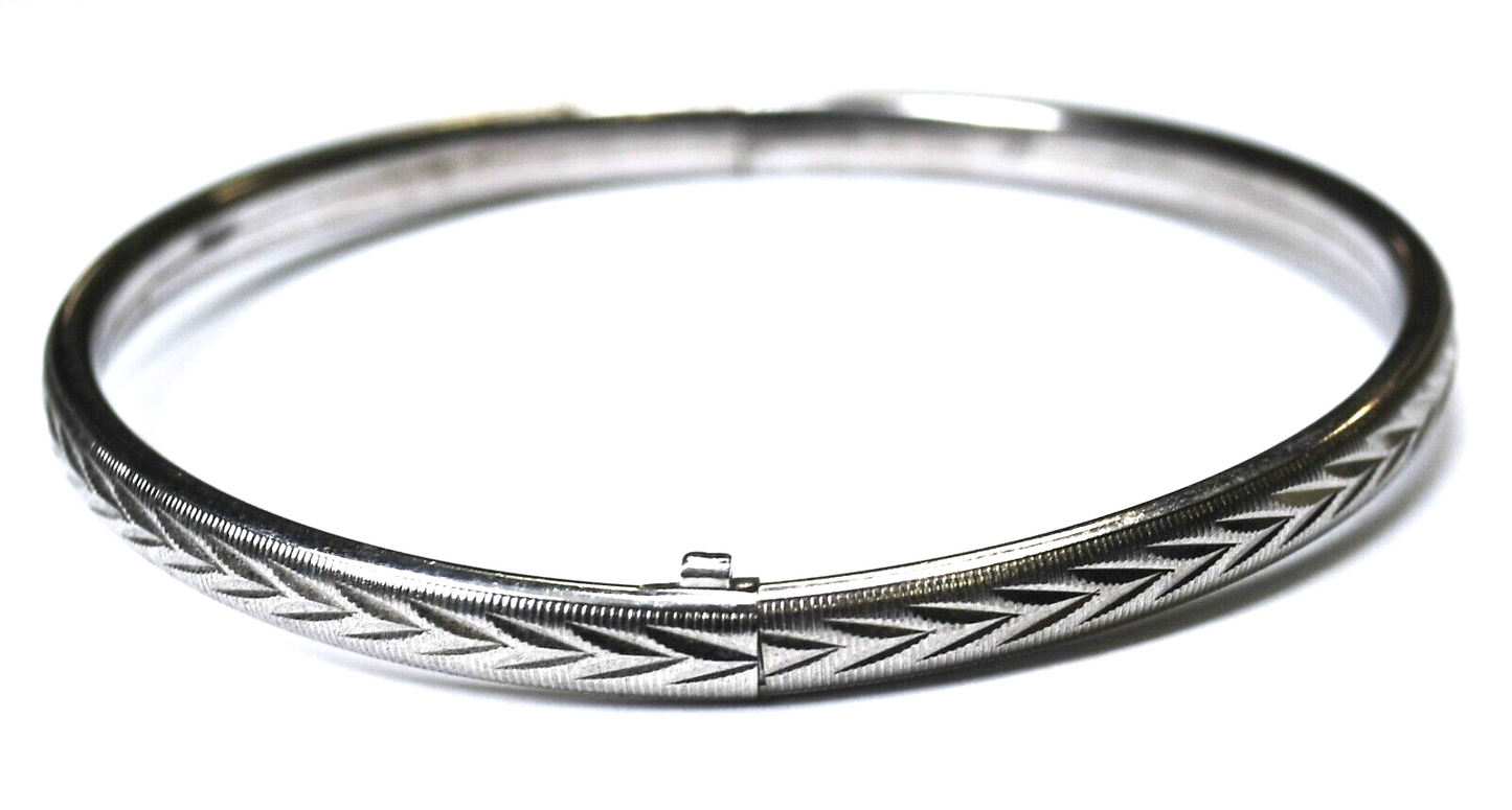 Sterling Marathon Etched V Round Hinged Small Bangle Bracelet 4mm 7" Wrist