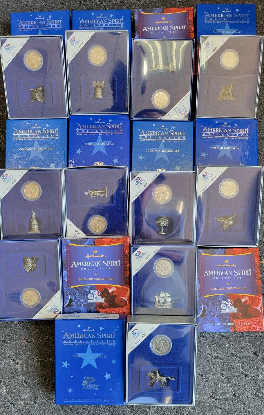 11pc. Hallmark American Spirit Collection Coin & Fig Set State Quarters Boxed