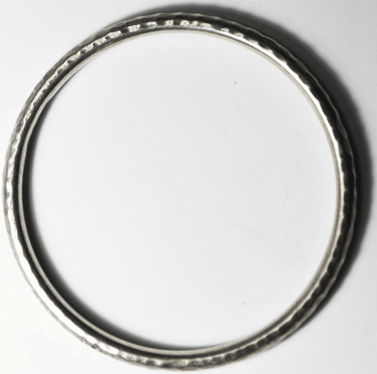 Sterling Silpada 5mm Thick Hammered Round Large Bangle Bracelet B1482