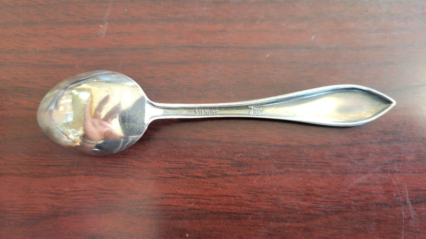 1962 Seattle Worlds Fair Sterling Silver 4 1/8" Souvenir Spoon .34oz.