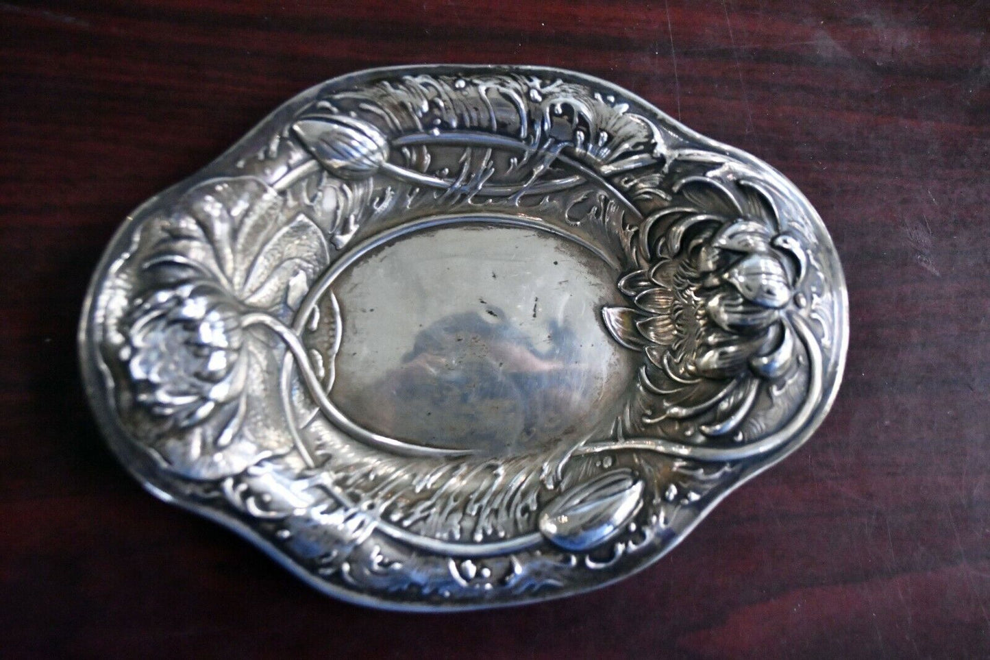 Wallace #647 Sterling Silver 6 3/4" x 5" Floral Scampi Dish 2.4 oz.