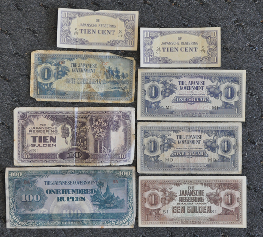 8 Japan 100 Rupees Een Gulden Tien Cents One Dollar One Schilling Notes WWII