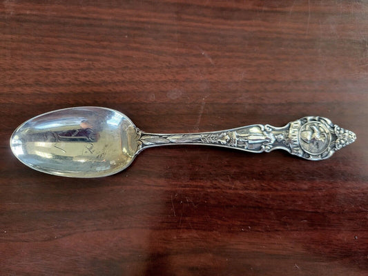 1908 Illinois State Sterling Silver 5 7/8" Souvenir Spoon  .97oz Lincoln