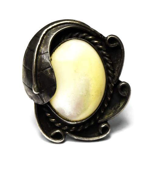 Sterling Silver Antique Mother of Pearl MOP Floral Ring 27mm Size 7