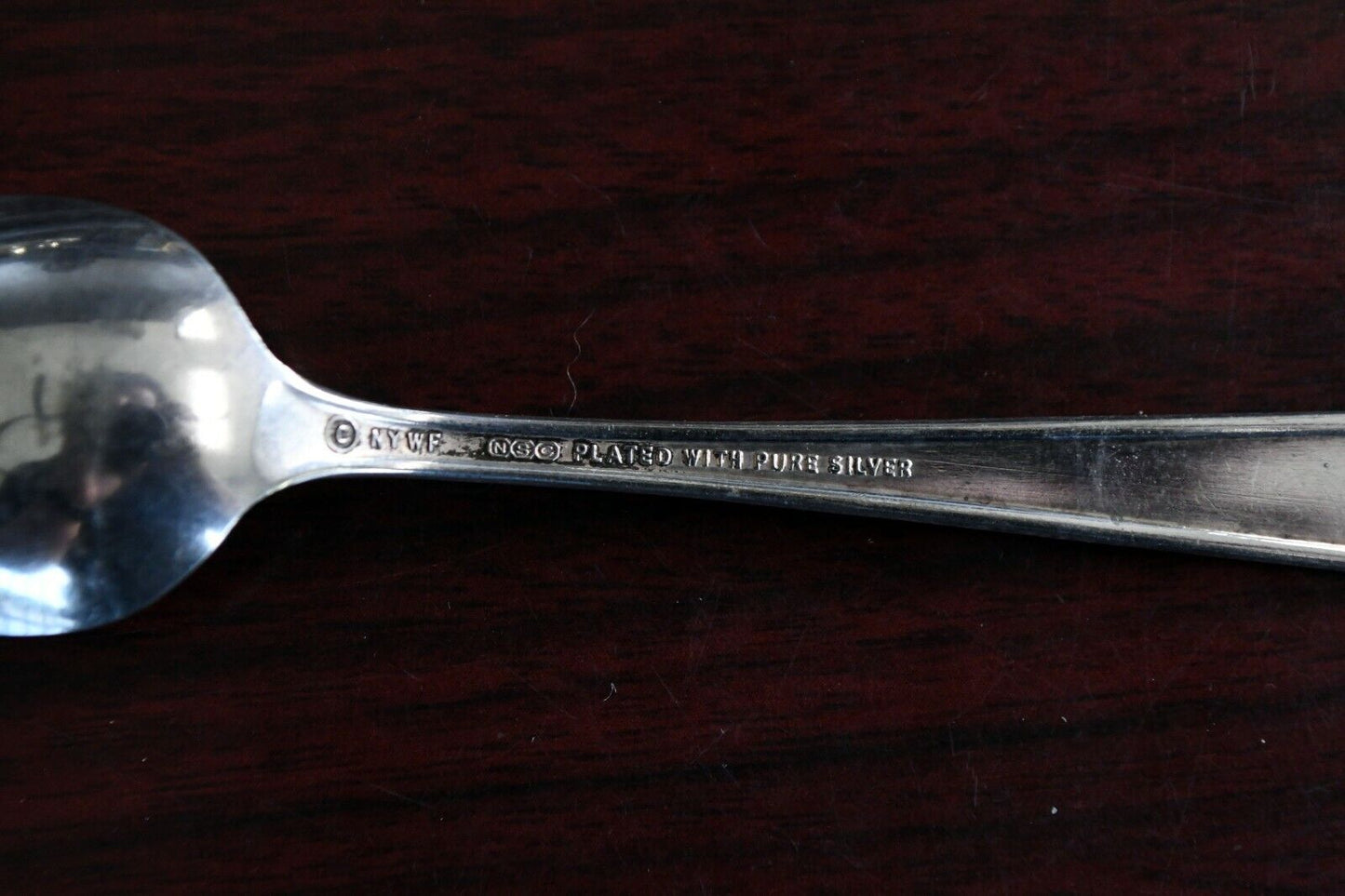 1939 New York Worlds Fair Silver Plate 4 1/2" Souvenir Spoon .31 oz.