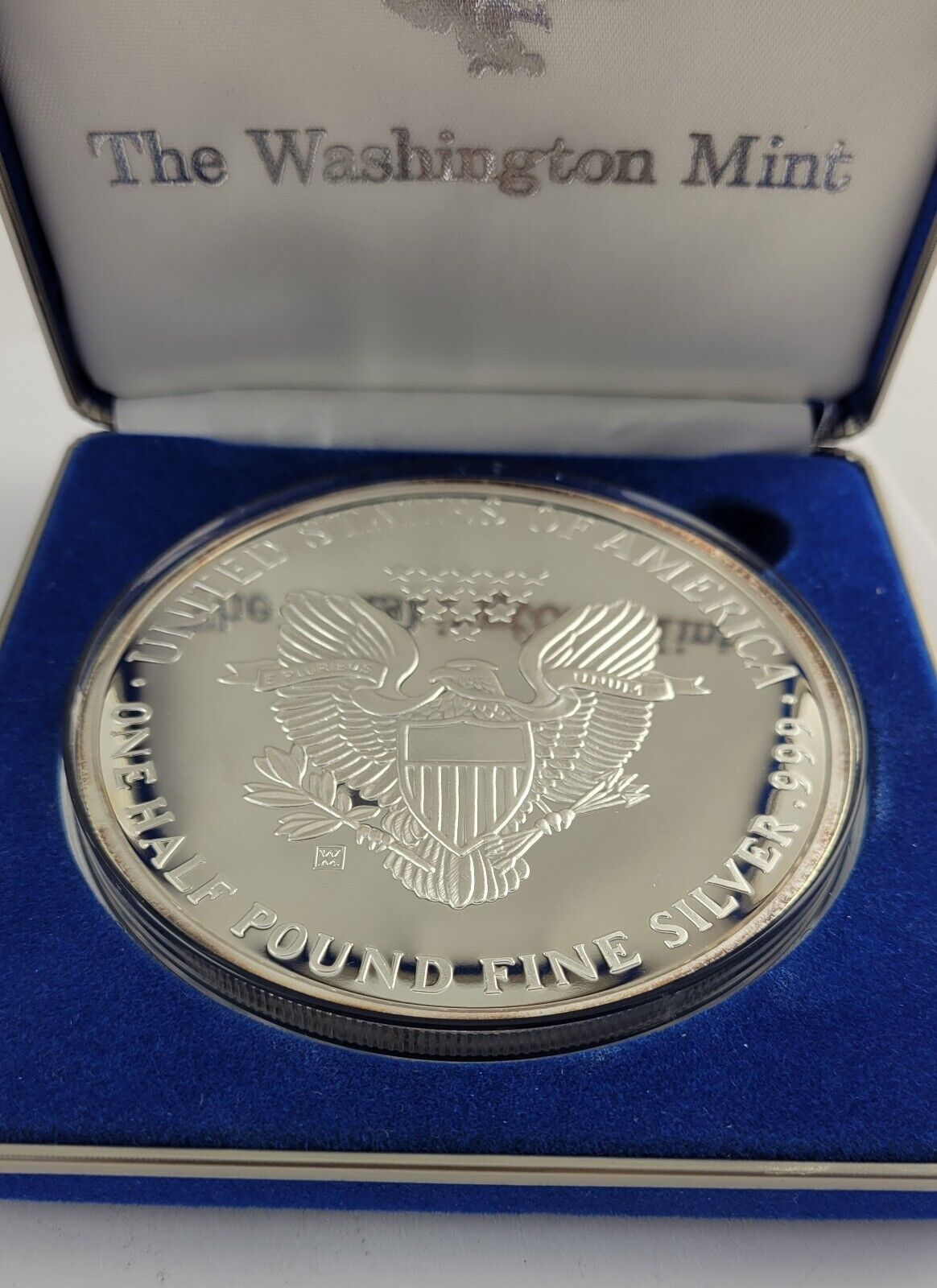 2001 Washington Mint Giant Half Pound (8oz) Painted Eagle w/Box .999 Fine Silver