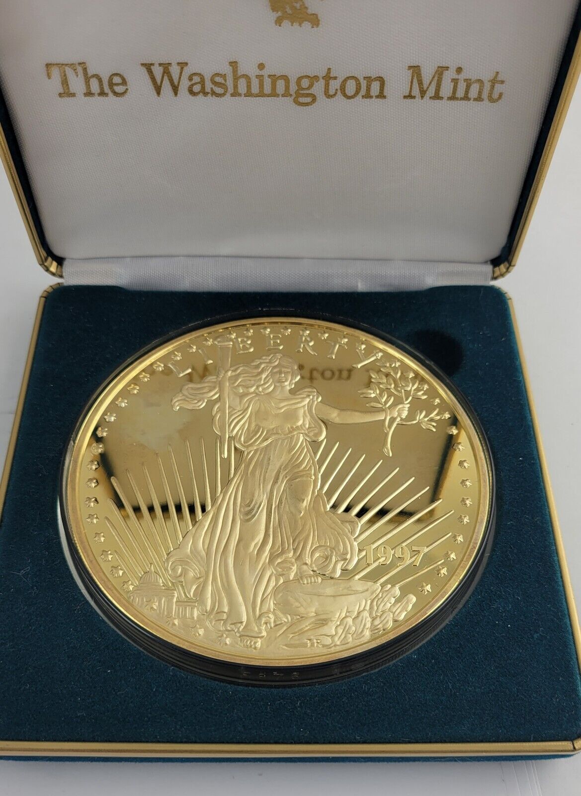 1997 Washington Mint Giant Half Pound (8.oz) Golden Eagle w/Box .999 Fine Silver