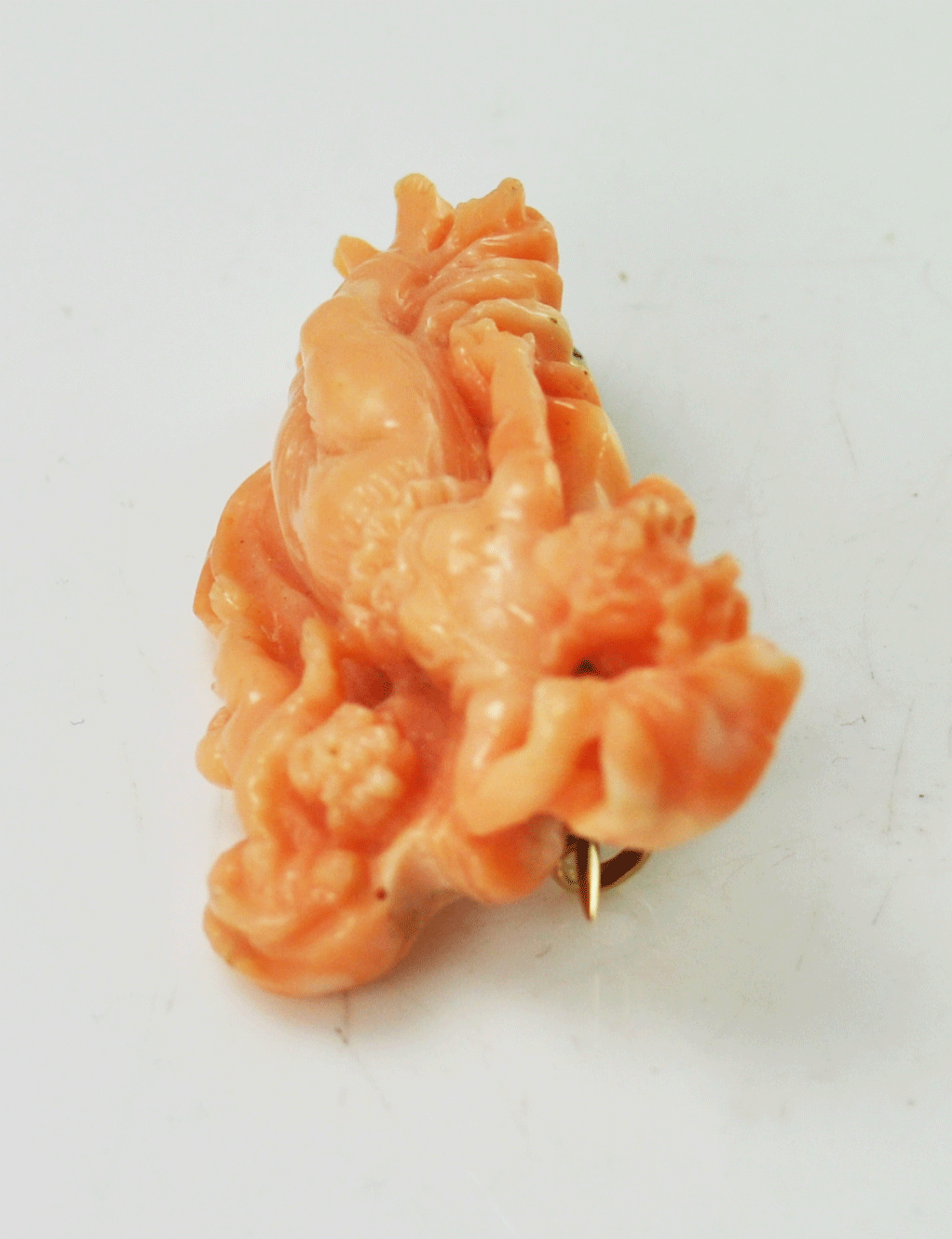 Beautiful Cherub Angel Carved Salmon Pink Coral Brooch Pin 42mm x 27mm