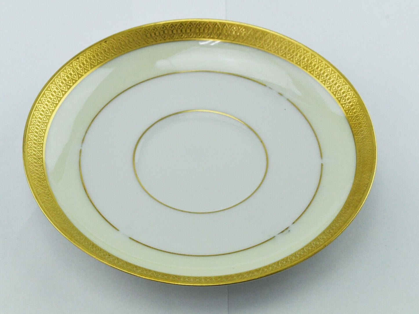 Clifton by TIRSCHENREUTH China Cream 4246 Gold Verge Bavaria Saucer for Tea Cup