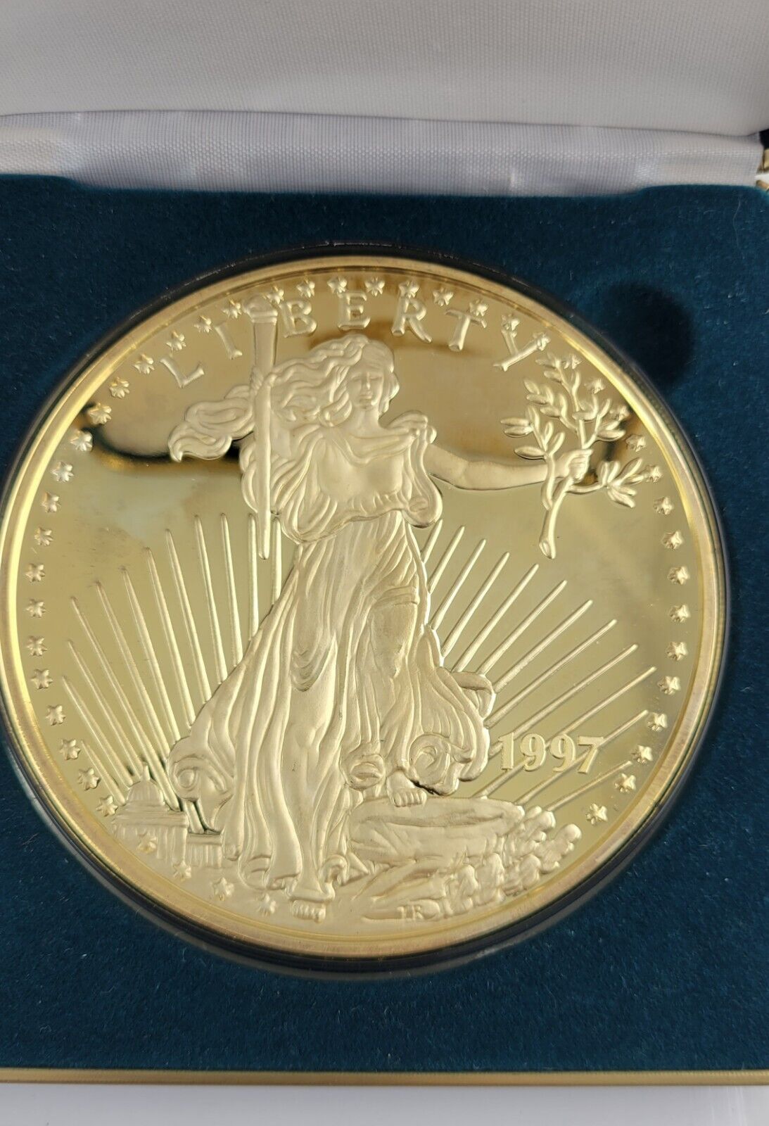 1997 Washington Mint Giant Half Pound (8.oz) Golden Eagle w/Box .999 Fine Silver