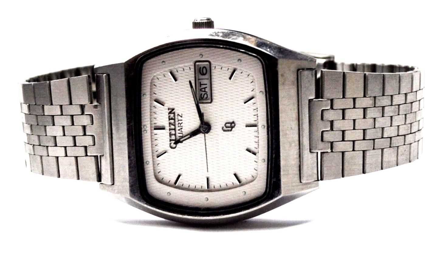 Men's Citizen Quartz Day Date White Textured Dial 35mm Stainless Wristwatch